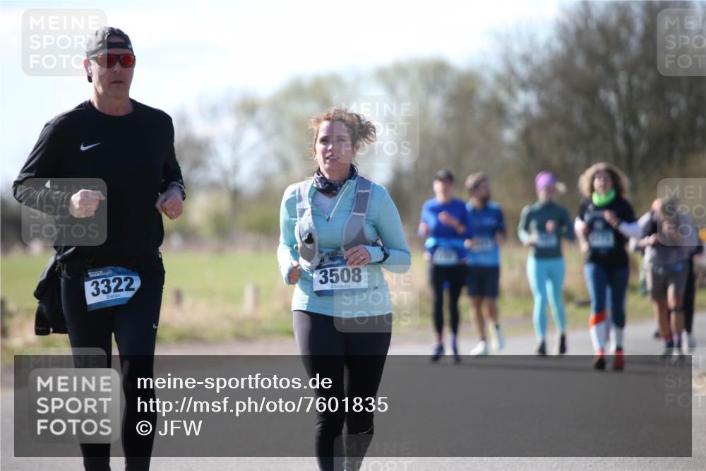 06.04.2025 - 44. Internationalen Wilhelmsburger Insellauf Jannik Wohlers http://msf.ph/oto/7601835 06.04.2025 10:45:53 Laufen 3322, 3508 meine-sportfotos.de