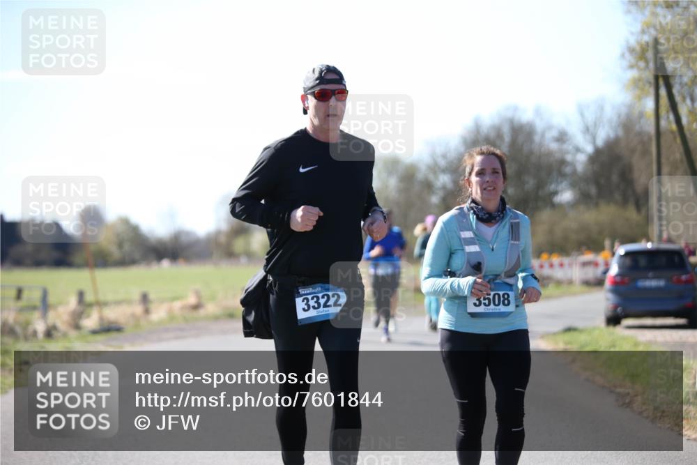 06.04.2025 - 44. Internationalen Wilhelmsburger Insellauf Jannik Wohlers http://msf.ph/oto/7601844 06.04.2025 10:45:55 Laufen 3322, 3508 meine-sportfotos.de