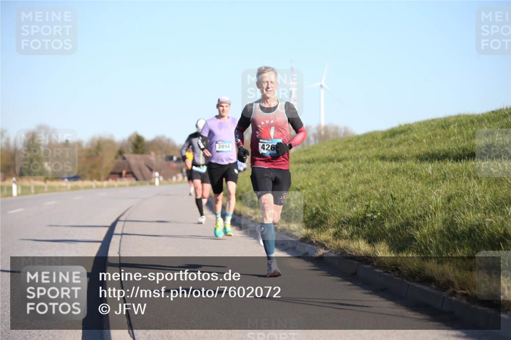 06.04.2025 - 44. Internationalen Wilhelmsburger Insellauf Jannik Wohlers http://msf.ph/oto/7602072 06.04.2025 09:20:11 Laufen 3994, 426 meine-sportfotos.de