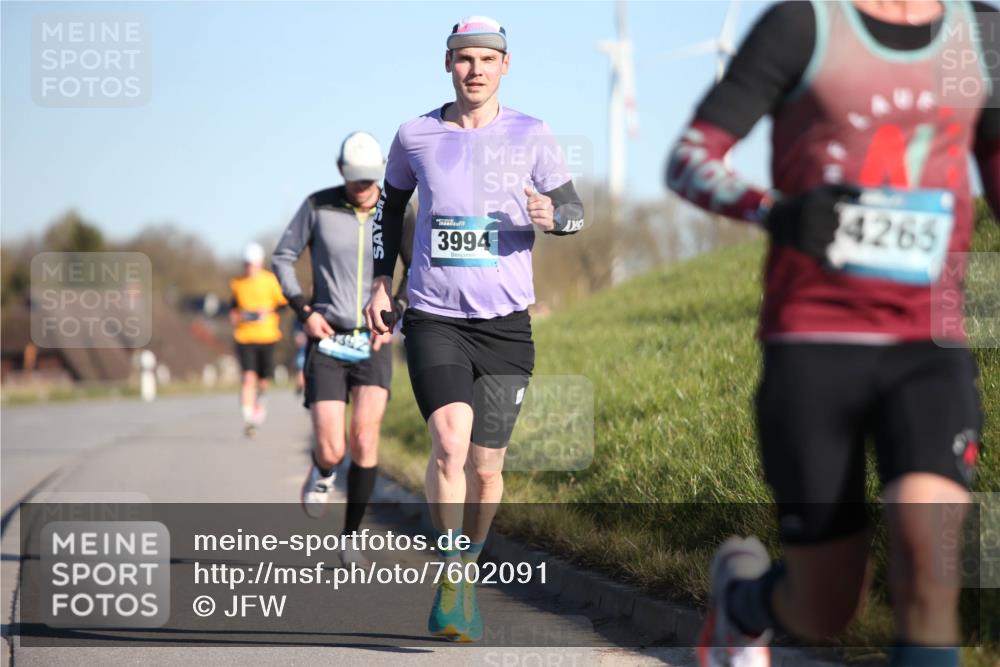 06.04.2025 - 44. Internationalen Wilhelmsburger Insellauf Jannik Wohlers http://msf.ph/oto/7602091 06.04.2025 09:20:12 Laufen 3994, 4265 meine-sportfotos.de