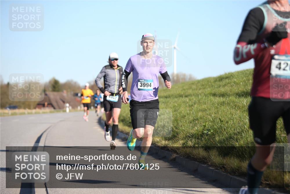06.04.2025 - 44. Internationalen Wilhelmsburger Insellauf Jannik Wohlers http://msf.ph/oto/7602125 06.04.2025 09:20:13 Laufen 4392, 3994, 42 meine-sportfotos.de