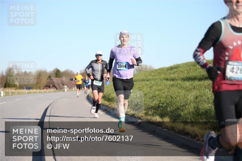 06.04.2025 - 44. Internationalen Wilhelmsburger Insellauf Jannik Wohlers http://msf.ph/oto/7602137 06.04.2025 09:20:13 Laufen 4392, 3994, 426 meine-sportfotos.de