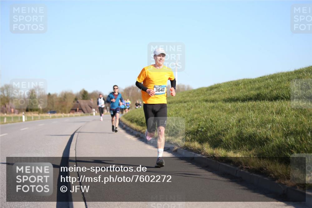 06.04.2025 - 44. Internationalen Wilhelmsburger Insellauf Jannik Wohlers http://msf.ph/oto/7602272 06.04.2025 09:20:21 Laufen 3643 meine-sportfotos.de