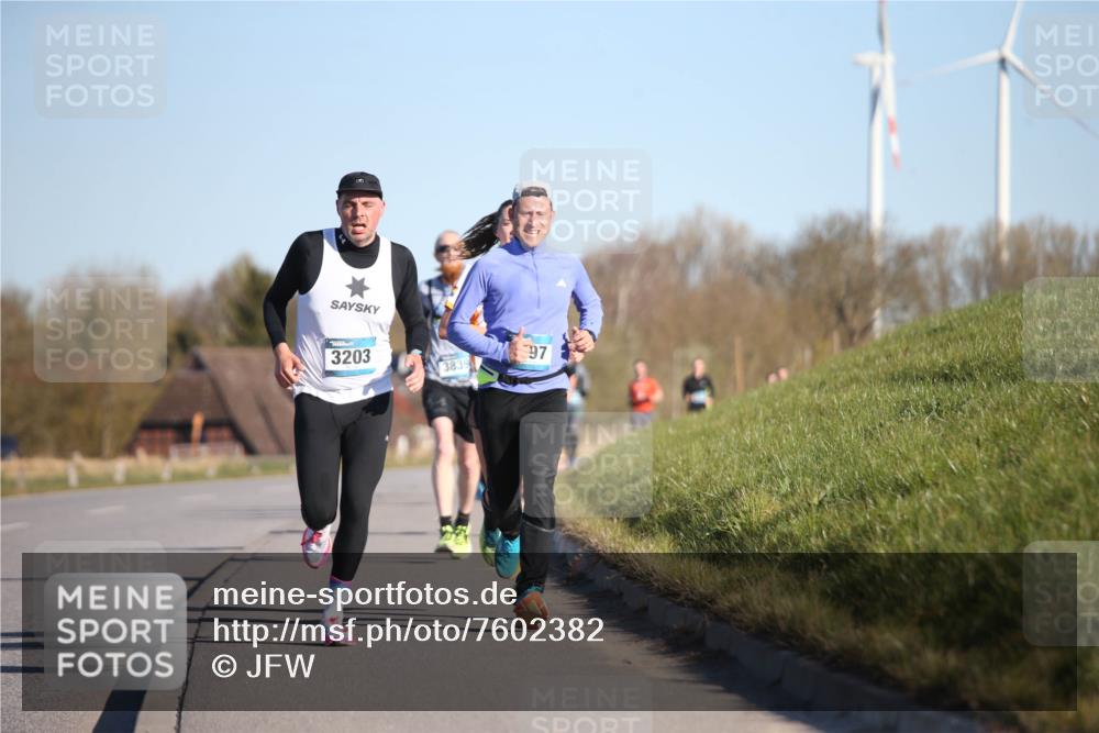 06.04.2025 - 44. Internationalen Wilhelmsburger Insellauf Jannik Wohlers http://msf.ph/oto/7602382 06.04.2025 09:20:28 Laufen 3203, 97, 3839 meine-sportfotos.de