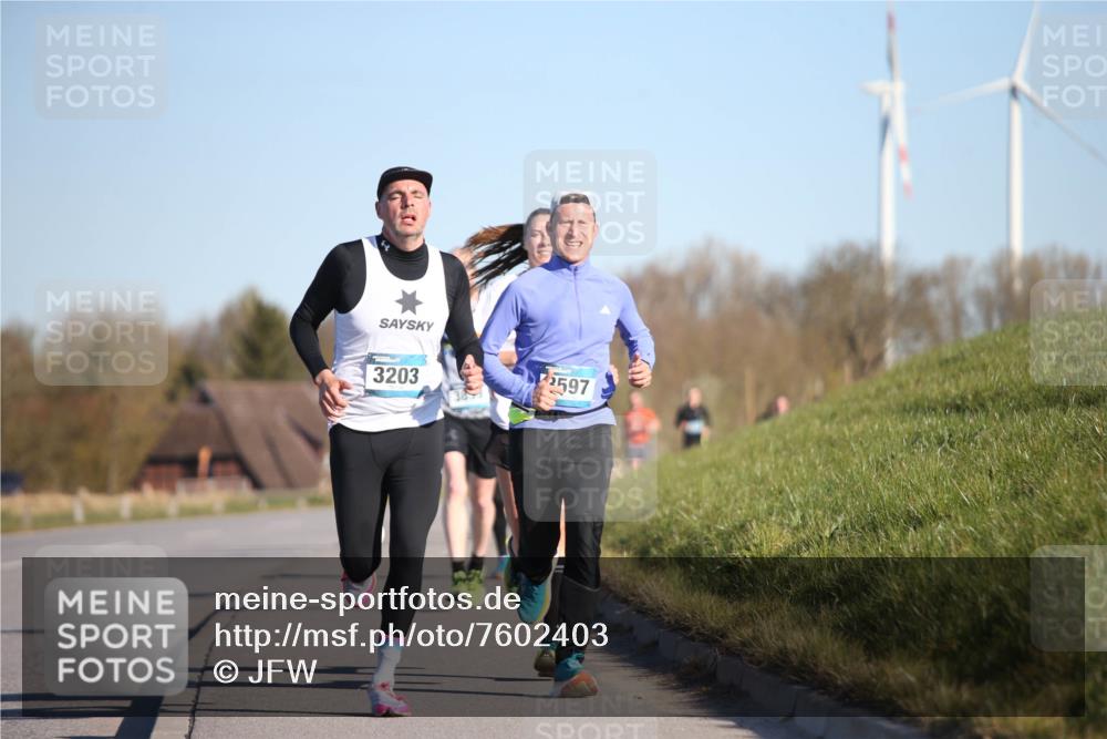 06.04.2025 - 44. Internationalen Wilhelmsburger Insellauf Jannik Wohlers http://msf.ph/oto/7602403 06.04.2025 09:20:29 Laufen 3203, 597 meine-sportfotos.de