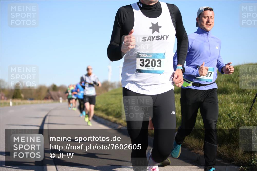 06.04.2025 - 44. Internationalen Wilhelmsburger Insellauf Jannik Wohlers http://msf.ph/oto/7602605 06.04.2025 09:20:33 Laufen 3203, 97 meine-sportfotos.de