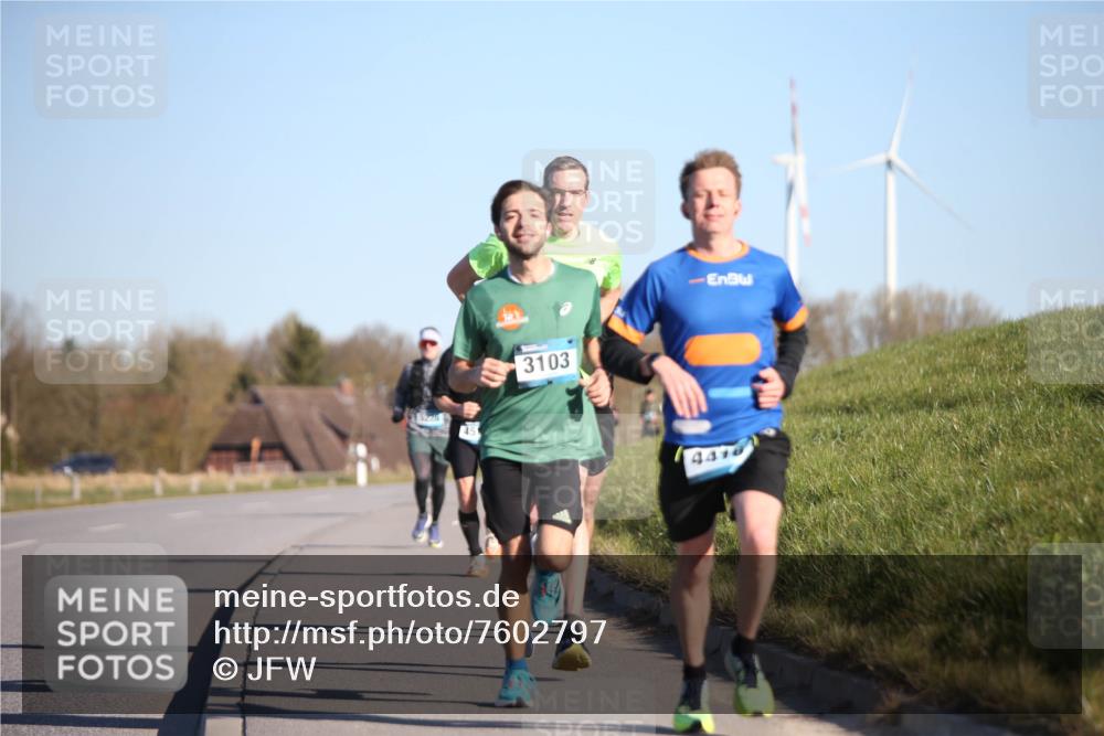 06.04.2025 - 44. Internationalen Wilhelmsburger Insellauf Jannik Wohlers http://msf.ph/oto/7602797 06.04.2025 09:20:38 Laufen 45, 3103, 43, 4418 meine-sportfotos.de