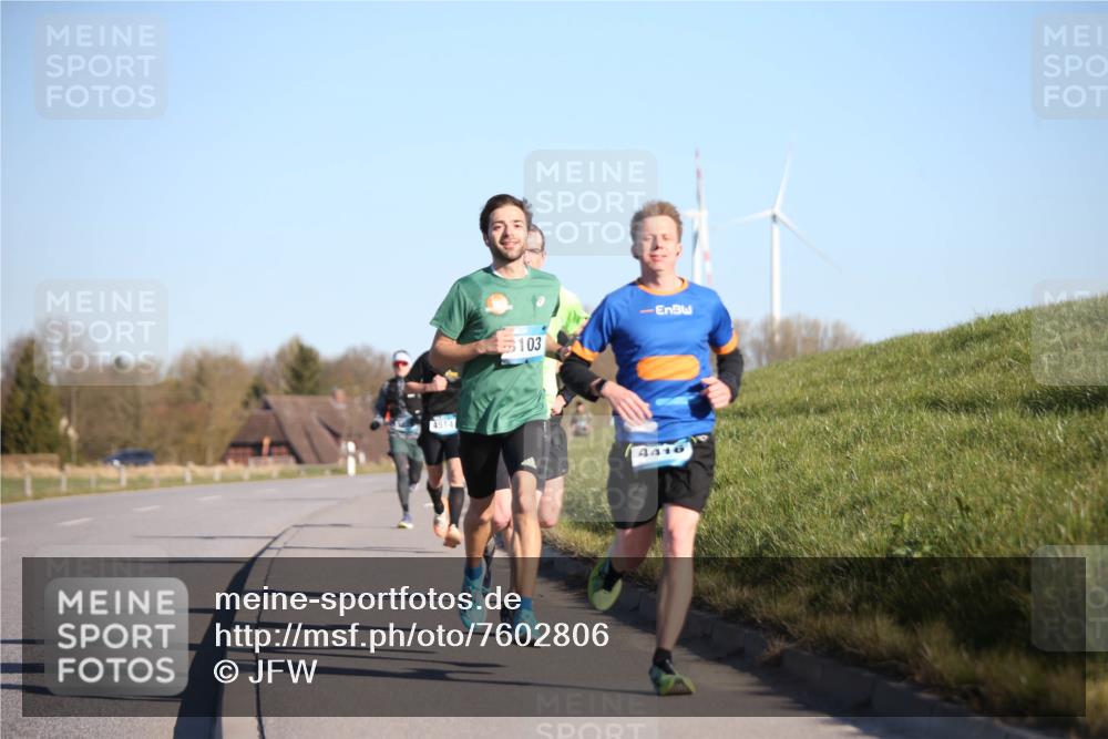 06.04.2025 - 44. Internationalen Wilhelmsburger Insellauf Jannik Wohlers http://msf.ph/oto/7602806 06.04.2025 09:20:39 Laufen 103, 4514, 4416 meine-sportfotos.de