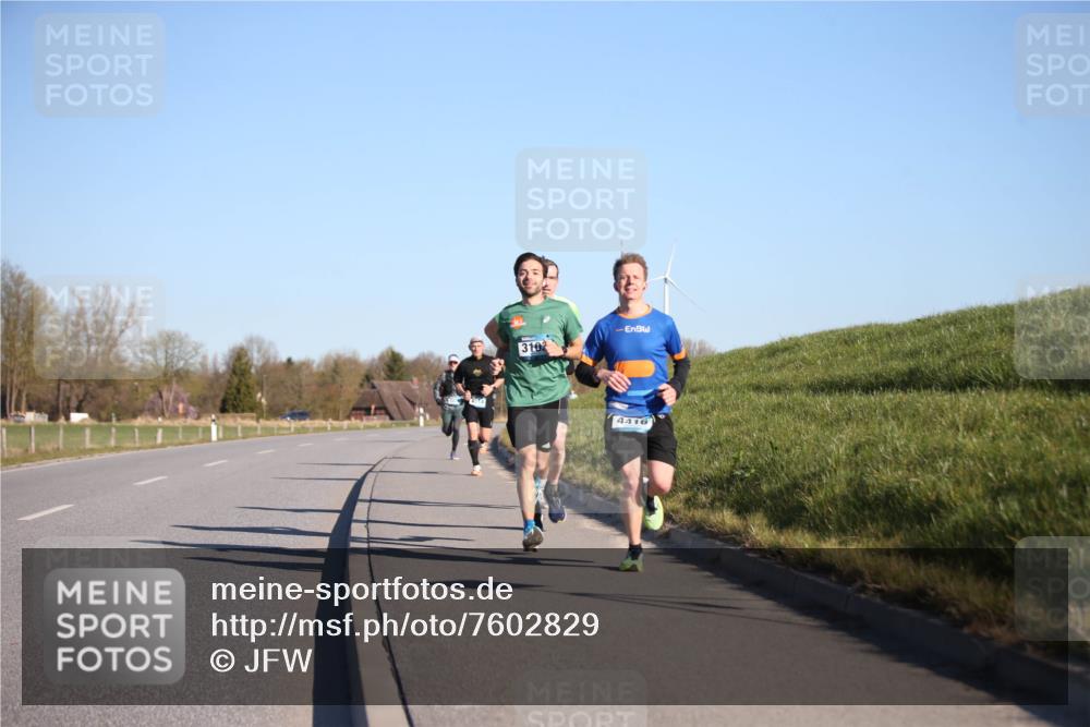 06.04.2025 - 44. Internationalen Wilhelmsburger Insellauf Jannik Wohlers http://msf.ph/oto/7602829 06.04.2025 09:20:39 Laufen 310, 4416 meine-sportfotos.de