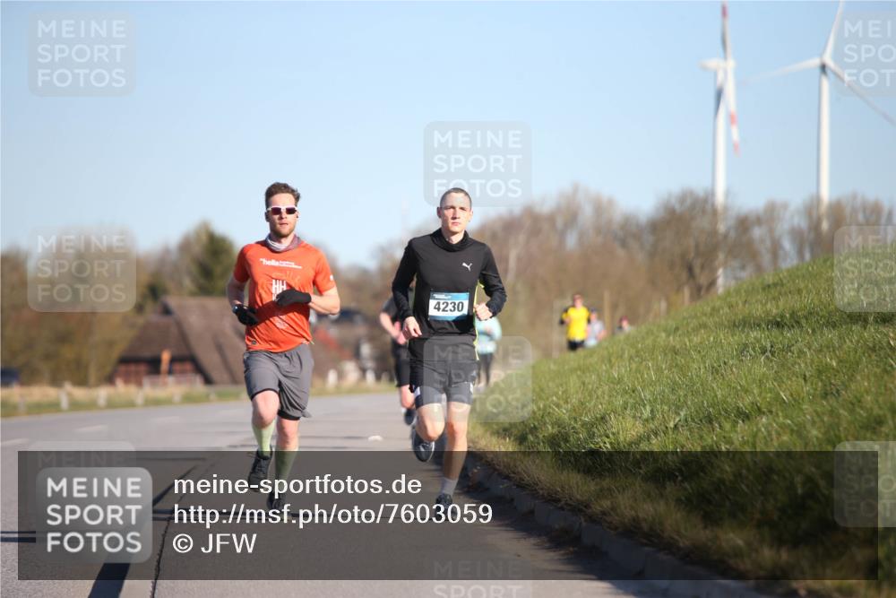 06.04.2025 - 44. Internationalen Wilhelmsburger Insellauf Jannik Wohlers http://msf.ph/oto/7603059 06.04.2025 09:20:47 Laufen 4230 meine-sportfotos.de