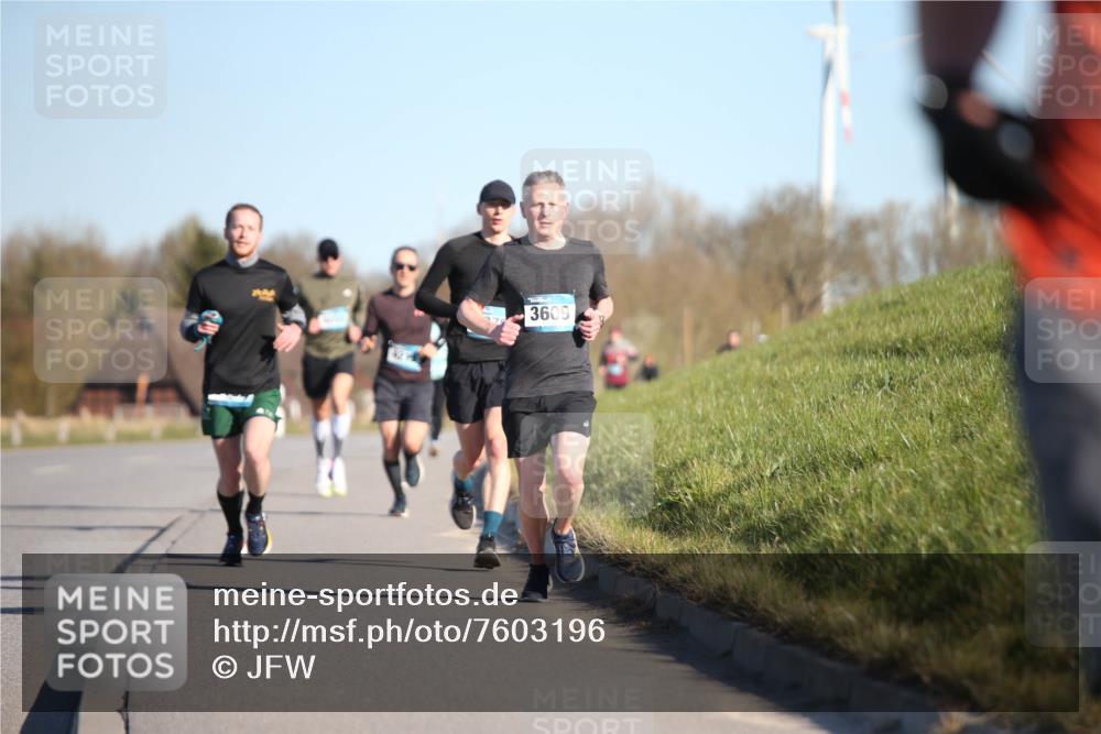 06.04.2025 - 44. Internationalen Wilhelmsburger Insellauf Jannik Wohlers http://msf.ph/oto/7603196 06.04.2025 09:20:52 Laufen 3609 meine-sportfotos.de