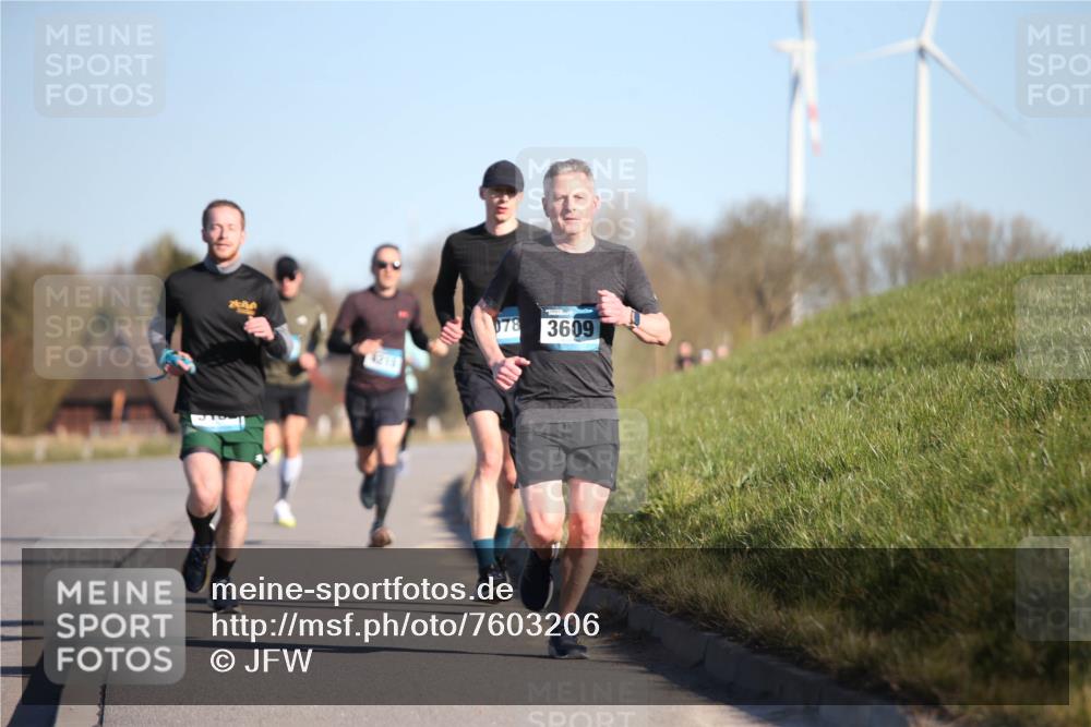 06.04.2025 - 44. Internationalen Wilhelmsburger Insellauf Jannik Wohlers http://msf.ph/oto/7603206 06.04.2025 09:20:53 Laufen 4216, 078, 3609 meine-sportfotos.de