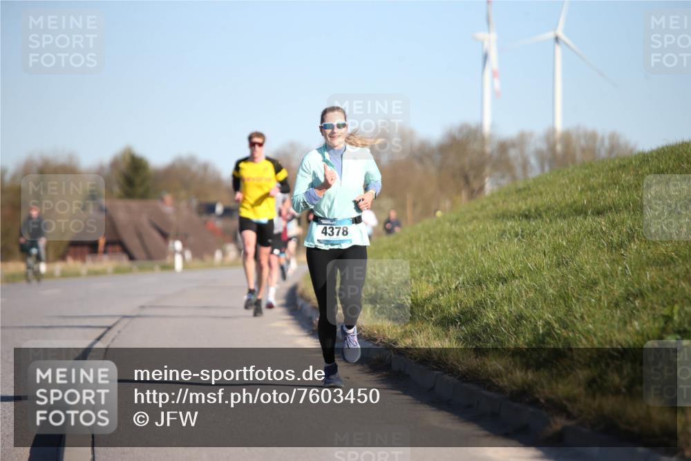 06.04.2025 - 44. Internationalen Wilhelmsburger Insellauf Jannik Wohlers http://msf.ph/oto/7603450 06.04.2025 09:21:04 Laufen 4378 meine-sportfotos.de