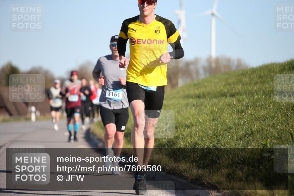 06.04.2025 - 44. Internationalen Wilhelmsburger Insellauf Jannik Wohlers http://msf.ph/oto/7603560 06.04.2025 09:21:09 Laufen 3161, 09 meine-sportfotos.de