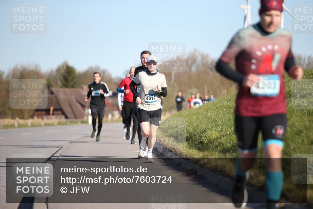 06.04.2025 - 44. Internationalen Wilhelmsburger Insellauf Jannik Wohlers http://msf.ph/oto/7603724 06.04.2025 09:21:16 Laufen 3, 4417, 2203 meine-sportfotos.de