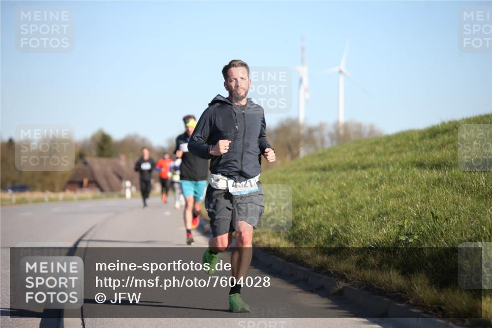 06.04.2025 - 44. Internationalen Wilhelmsburger Insellauf Jannik Wohlers http://msf.ph/oto/7604028 06.04.2025 09:21:28 Laufen 45211 meine-sportfotos.de