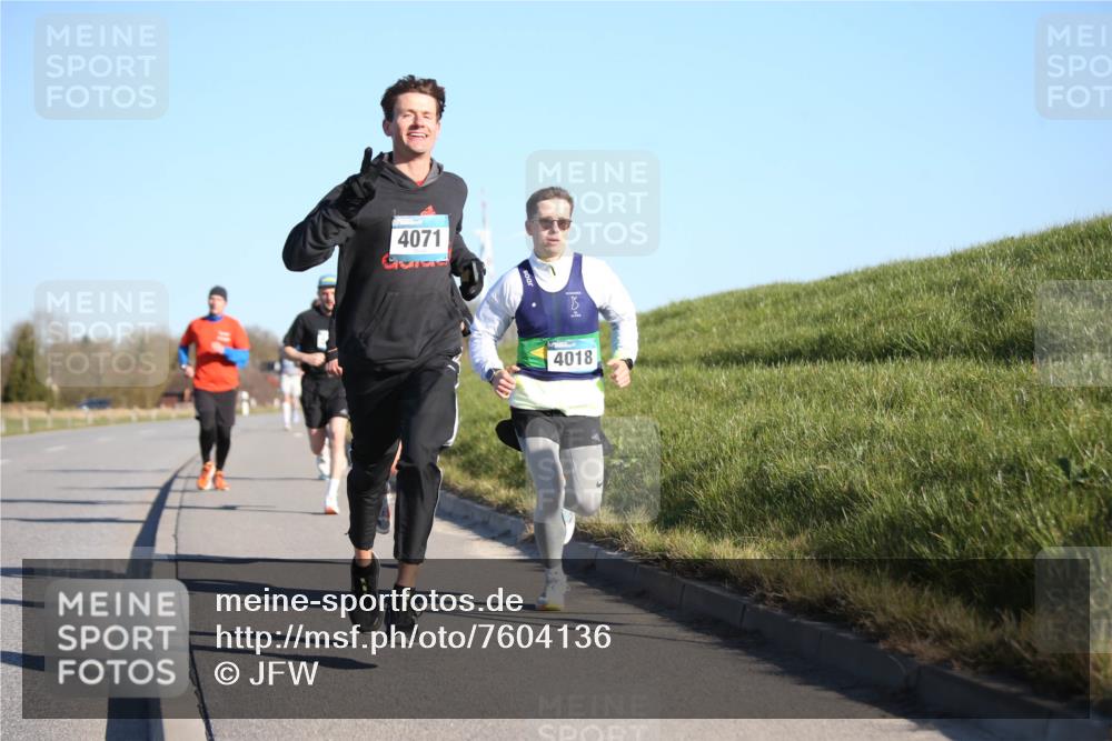 06.04.2025 - 44. Internationalen Wilhelmsburger Insellauf Jannik Wohlers http://msf.ph/oto/7604136 06.04.2025 09:21:40 Laufen 4071, 4018 meine-sportfotos.de