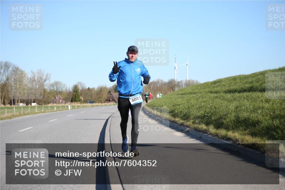 06.04.2025 - 44. Internationalen Wilhelmsburger Insellauf Jannik Wohlers http://msf.ph/oto/7604352 06.04.2025 09:21:46 Laufen 4081 meine-sportfotos.de