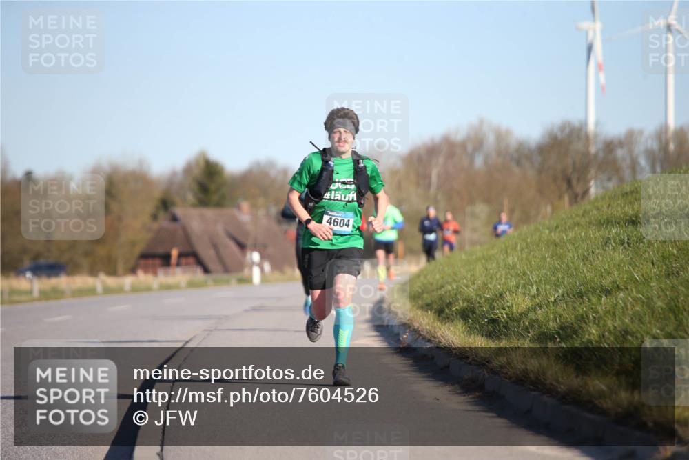 06.04.2025 - 44. Internationalen Wilhelmsburger Insellauf Jannik Wohlers http://msf.ph/oto/7604526 06.04.2025 09:21:56 Laufen 4604 meine-sportfotos.de