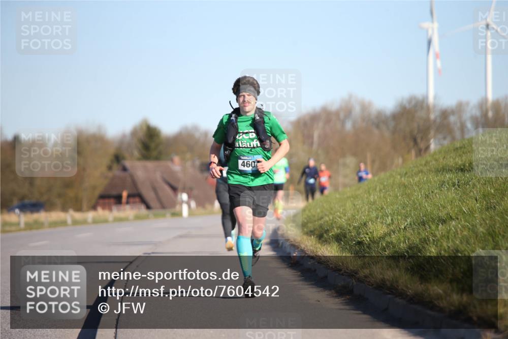 06.04.2025 - 44. Internationalen Wilhelmsburger Insellauf Jannik Wohlers http://msf.ph/oto/7604542 06.04.2025 09:21:56 Laufen 460 meine-sportfotos.de