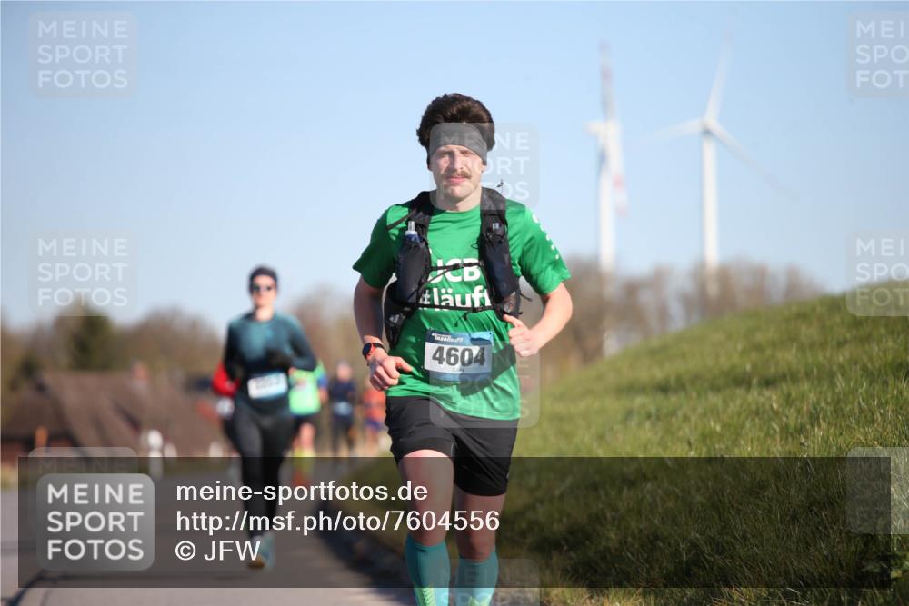 06.04.2025 - 44. Internationalen Wilhelmsburger Insellauf Jannik Wohlers http://msf.ph/oto/7604556 06.04.2025 09:21:58 Laufen 4604 meine-sportfotos.de