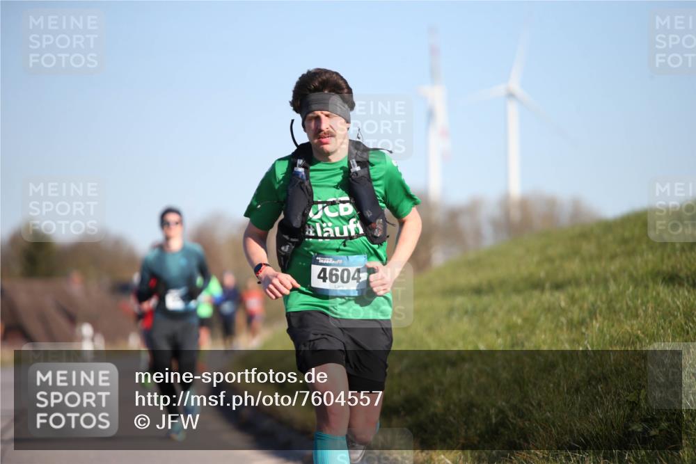 06.04.2025 - 44. Internationalen Wilhelmsburger Insellauf Jannik Wohlers http://msf.ph/oto/7604557 06.04.2025 09:21:58 Laufen 4604 meine-sportfotos.de