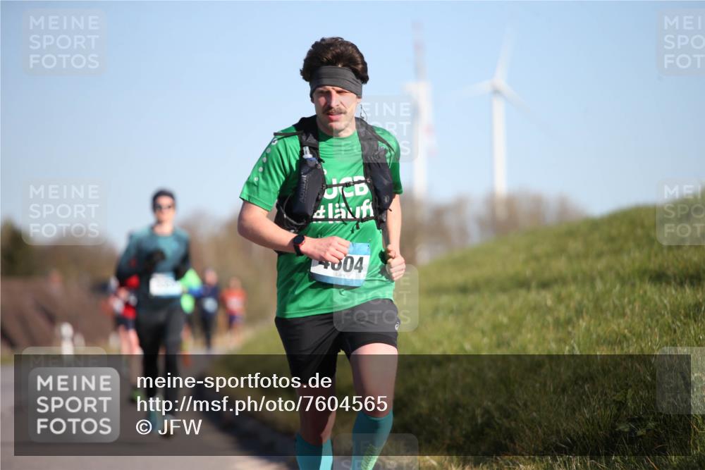 06.04.2025 - 44. Internationalen Wilhelmsburger Insellauf Jannik Wohlers http://msf.ph/oto/7604565 06.04.2025 09:21:58 Laufen 004 meine-sportfotos.de