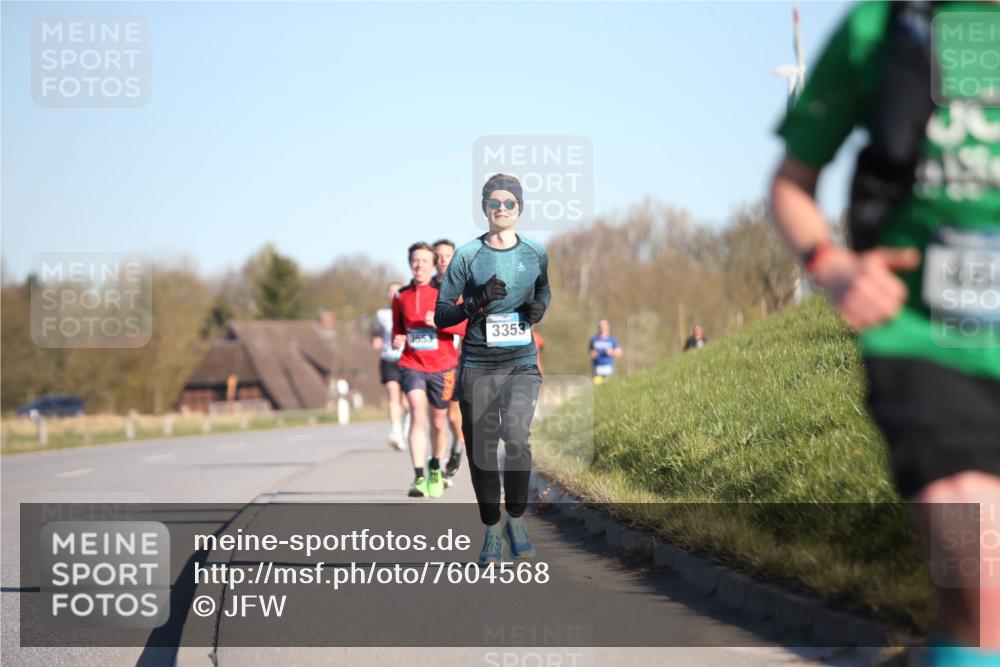 06.04.2025 - 44. Internationalen Wilhelmsburger Insellauf Jannik Wohlers http://msf.ph/oto/7604568 06.04.2025 09:22:00 Laufen 3353, 3553 meine-sportfotos.de