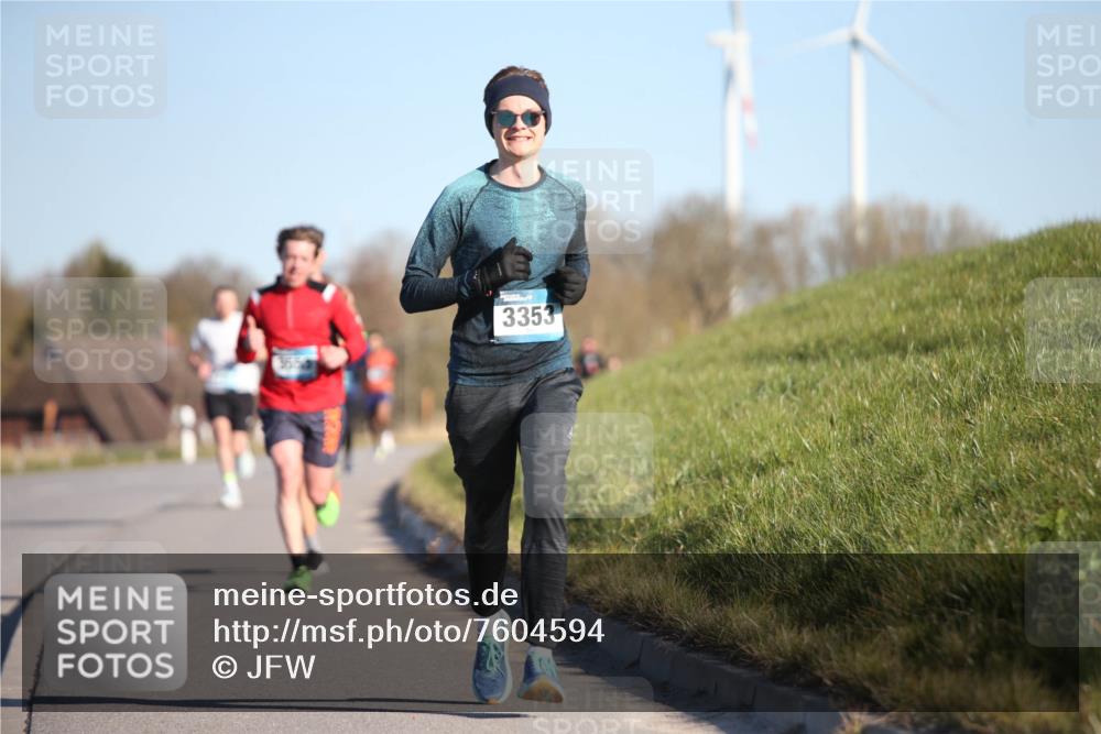 06.04.2025 - 44. Internationalen Wilhelmsburger Insellauf Jannik Wohlers http://msf.ph/oto/7604594 06.04.2025 09:22:01 Laufen 3353 meine-sportfotos.de