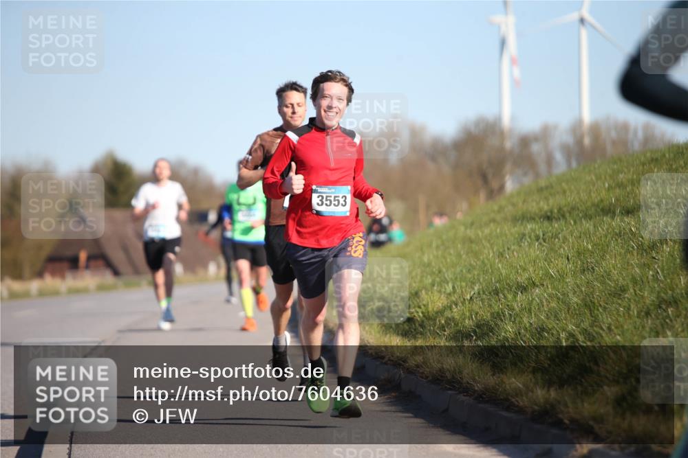 06.04.2025 - 44. Internationalen Wilhelmsburger Insellauf Jannik Wohlers http://msf.ph/oto/7604636 06.04.2025 09:22:03 Laufen 3553 meine-sportfotos.de
