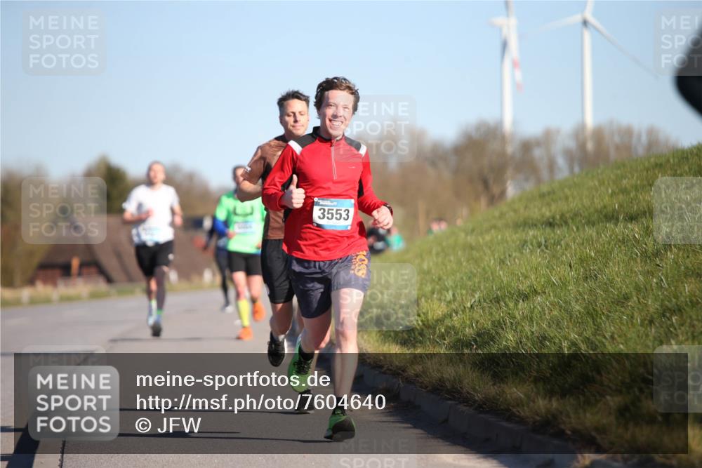 06.04.2025 - 44. Internationalen Wilhelmsburger Insellauf Jannik Wohlers http://msf.ph/oto/7604640 06.04.2025 09:22:04 Laufen 3553 meine-sportfotos.de