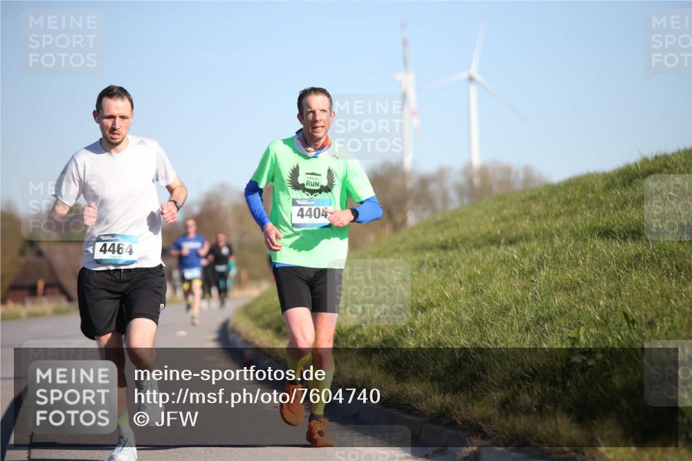 06.04.2025 - 44. Internationalen Wilhelmsburger Insellauf Jannik Wohlers http://msf.ph/oto/7604740 06.04.2025 09:22:10 Laufen 4464, 4404 meine-sportfotos.de
