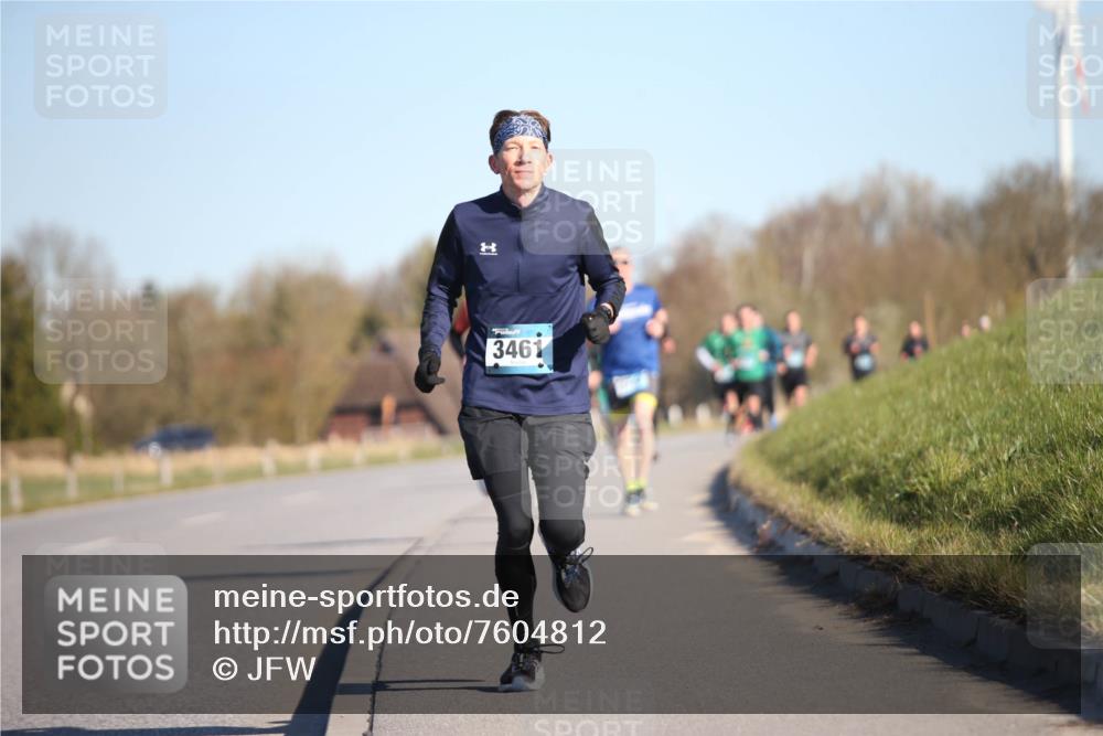 06.04.2025 - 44. Internationalen Wilhelmsburger Insellauf Jannik Wohlers http://msf.ph/oto/7604812 06.04.2025 09:22:14 Laufen 3461 meine-sportfotos.de