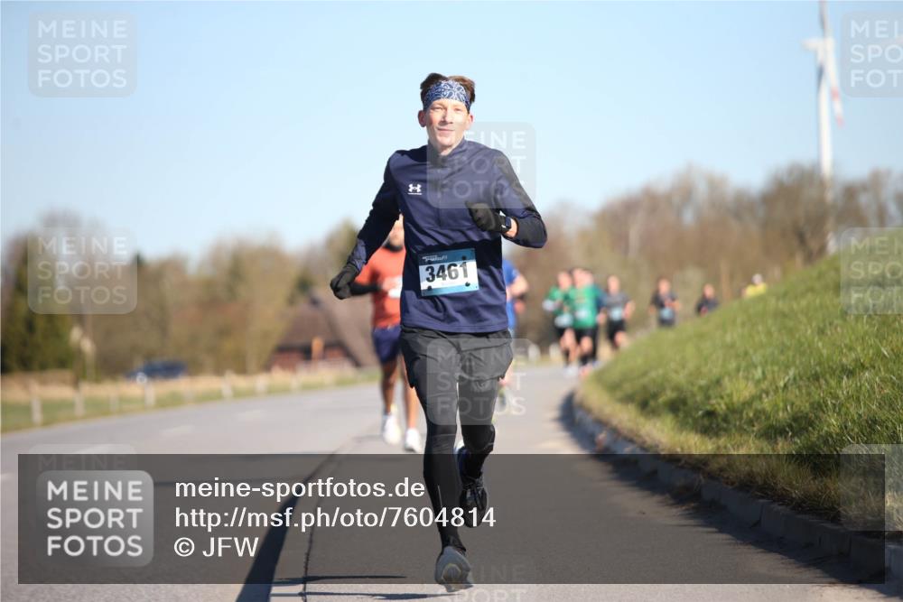 06.04.2025 - 44. Internationalen Wilhelmsburger Insellauf Jannik Wohlers http://msf.ph/oto/7604814 06.04.2025 09:22:14 Laufen 3461 meine-sportfotos.de