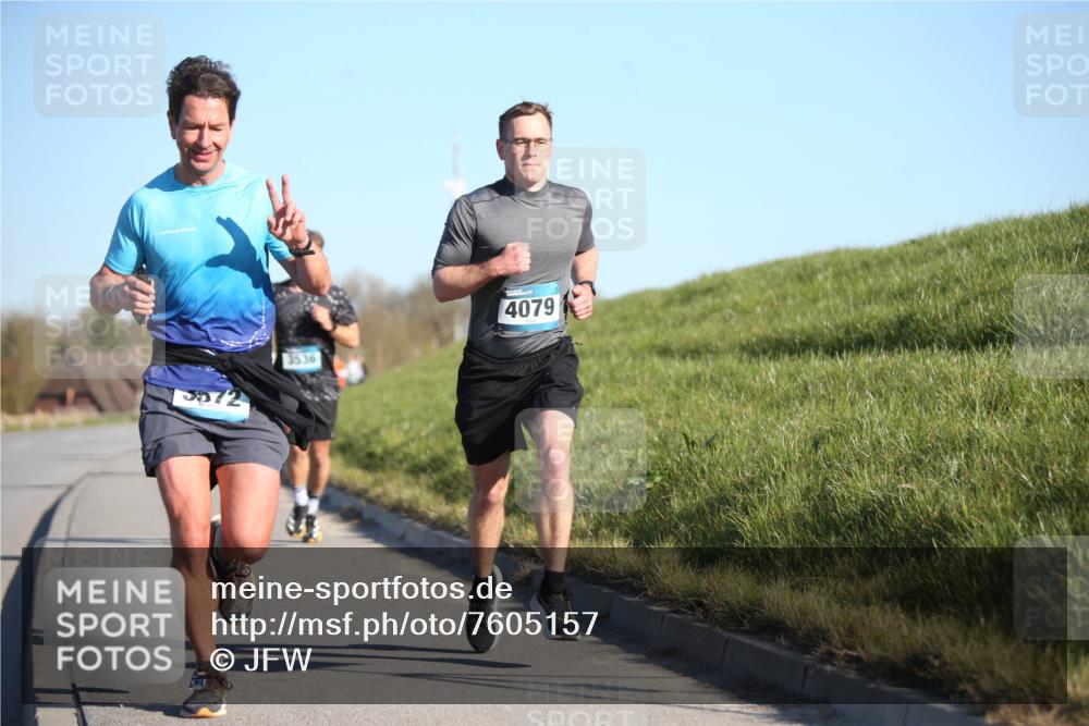 06.04.2025 - 44. Internationalen Wilhelmsburger Insellauf Jannik Wohlers http://msf.ph/oto/7605157 06.04.2025 09:22:33 Laufen 3572, 3536, 4079 meine-sportfotos.de
