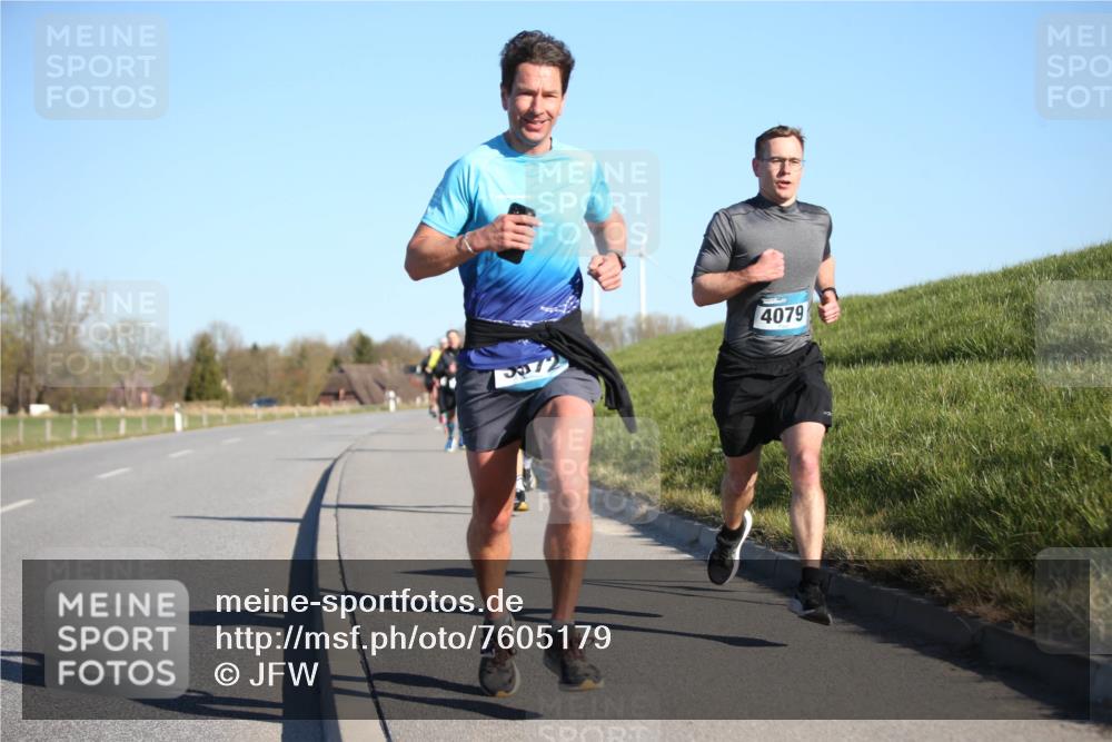 06.04.2025 - 44. Internationalen Wilhelmsburger Insellauf Jannik Wohlers http://msf.ph/oto/7605179 06.04.2025 09:22:34 Laufen 4079, 5372 meine-sportfotos.de