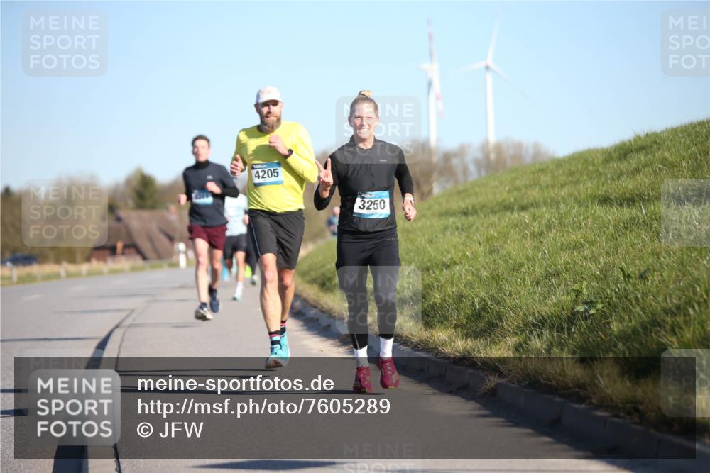 06.04.2025 - 44. Internationalen Wilhelmsburger Insellauf Jannik Wohlers http://msf.ph/oto/7605289 06.04.2025 09:22:42 Laufen 4205, 3250 meine-sportfotos.de