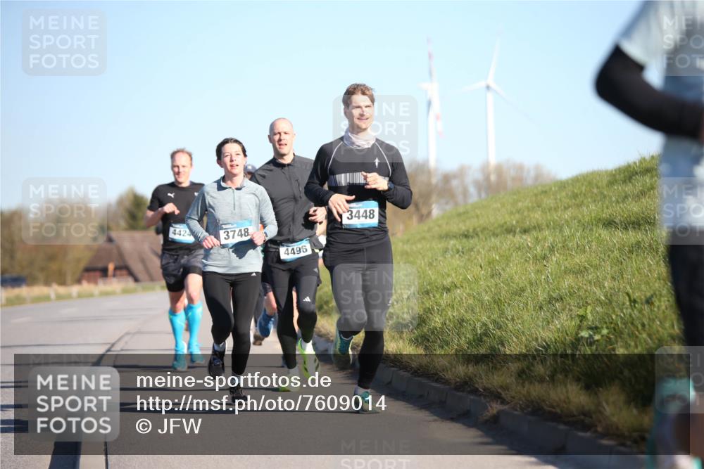 06.04.2025 - 44. Internationalen Wilhelmsburger Insellauf Jannik Wohlers http://msf.ph/oto/7609014 06.04.2025 09:22:51 Laufen 4424, 3748, 4496, 3448 meine-sportfotos.de