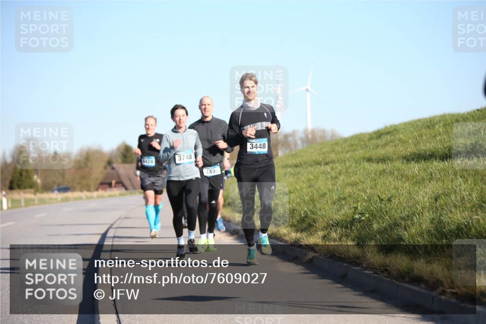 06.04.2025 - 44. Internationalen Wilhelmsburger Insellauf Jannik Wohlers http://msf.ph/oto/7609027 06.04.2025 09:22:51 Laufen 4424, 3748, 449, 3448 meine-sportfotos.de