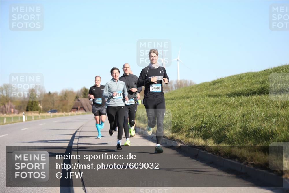 06.04.2025 - 44. Internationalen Wilhelmsburger Insellauf Jannik Wohlers http://msf.ph/oto/7609032 06.04.2025 09:22:51 Laufen 4424, 148, 4495, 3448 meine-sportfotos.de