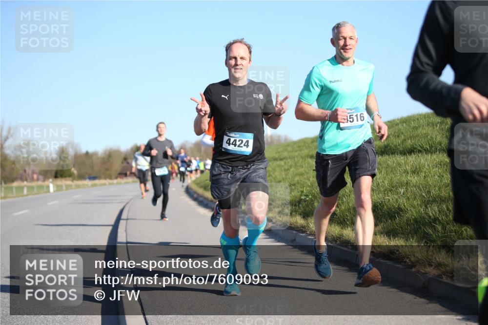 06.04.2025 - 44. Internationalen Wilhelmsburger Insellauf Jannik Wohlers http://msf.ph/oto/7609093 06.04.2025 09:22:55 Laufen 4424, 10, 516 meine-sportfotos.de