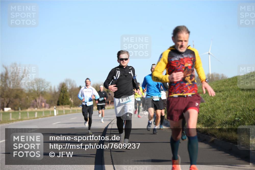 06.04.2025 - 44. Internationalen Wilhelmsburger Insellauf Jannik Wohlers http://msf.ph/oto/7609237 06.04.2025 09:23:15 Laufen 3591, 40141 meine-sportfotos.de