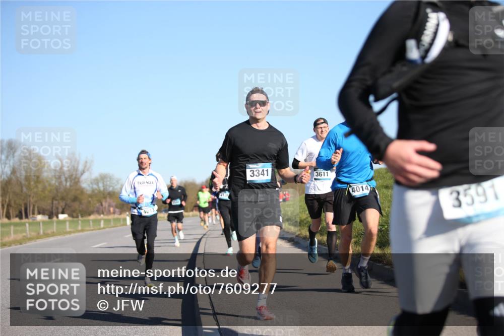06.04.2025 - 44. Internationalen Wilhelmsburger Insellauf Jannik Wohlers http://msf.ph/oto/7609277 06.04.2025 09:23:17 Laufen 401, 4138, 3341, 3611, 4014, 3591 meine-sportfotos.de
