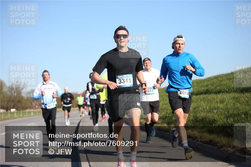 06.04.2025 - 44. Internationalen Wilhelmsburger Insellauf Jannik Wohlers http://msf.ph/oto/7609291 06.04.2025 09:23:18 Laufen 4013, 5136, 3341, 611, 40141 meine-sportfotos.de