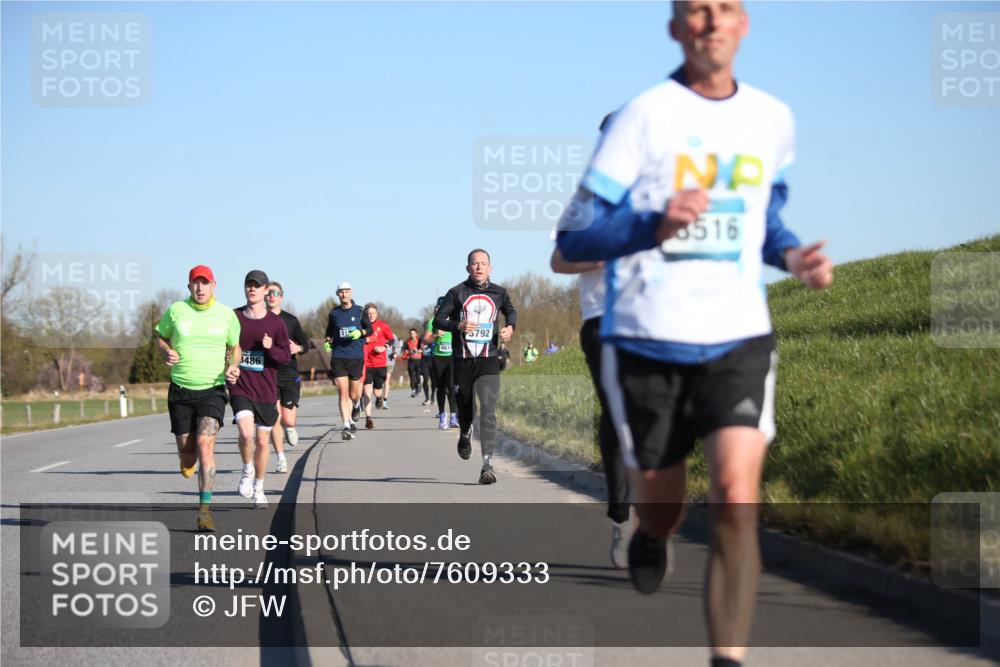 06.04.2025 - 44. Internationalen Wilhelmsburger Insellauf Jannik Wohlers http://msf.ph/oto/7609333 06.04.2025 09:23:24 Laufen 3486, 51, 5792, 8516 meine-sportfotos.de