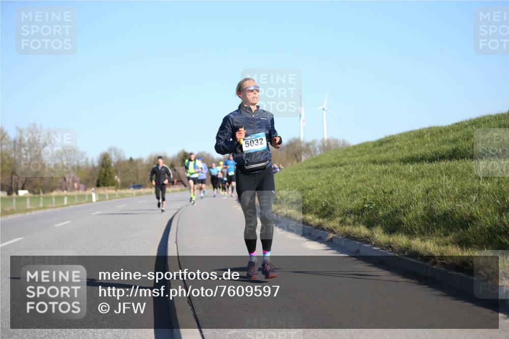 06.04.2025 - 44. Internationalen Wilhelmsburger Insellauf Jannik Wohlers http://msf.ph/oto/7609597 06.04.2025 09:23:44 Laufen 5032 meine-sportfotos.de
