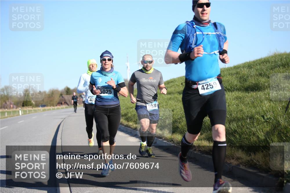 06.04.2025 - 44. Internationalen Wilhelmsburger Insellauf Jannik Wohlers http://msf.ph/oto/7609674 06.04.2025 09:23:57 Laufen 405, 5025, 4259, 5070 meine-sportfotos.de