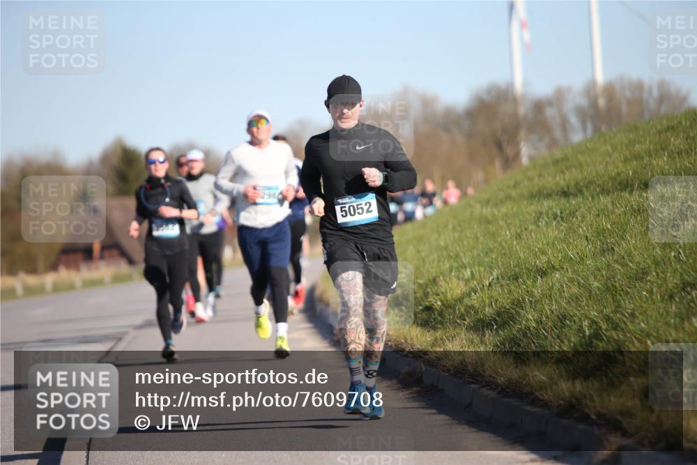 06.04.2025 - 44. Internationalen Wilhelmsburger Insellauf Jannik Wohlers http://msf.ph/oto/7609708 06.04.2025 09:24:02 Laufen 298, 5052 meine-sportfotos.de
