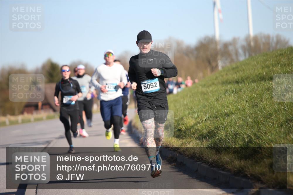 06.04.2025 - 44. Internationalen Wilhelmsburger Insellauf Jannik Wohlers http://msf.ph/oto/7609710 06.04.2025 09:24:02 Laufen 429, 5052 meine-sportfotos.de