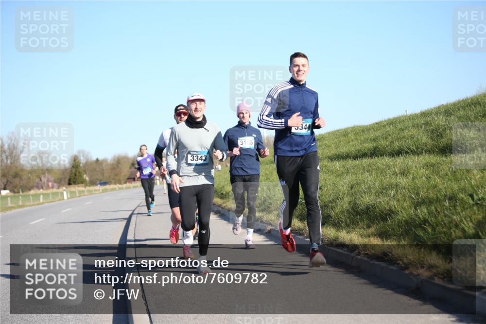 06.04.2025 - 44. Internationalen Wilhelmsburger Insellauf Jannik Wohlers http://msf.ph/oto/7609782 06.04.2025 09:24:11 Laufen 3343, 3195, 5344, 67 meine-sportfotos.de
